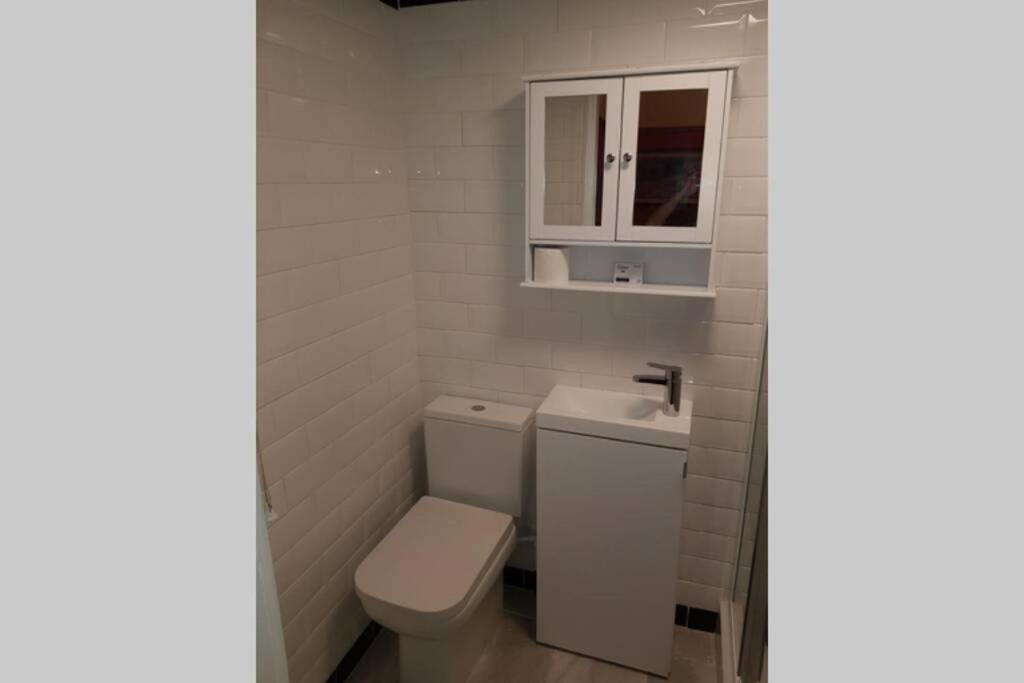 Snug - Fountain Bank Apartment 헬렌스버그 외부 사진